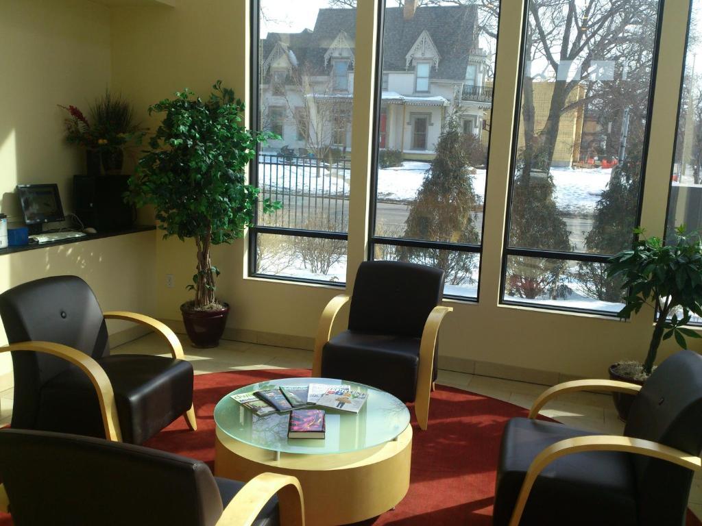 University Inn Minneapolis Exterior photo